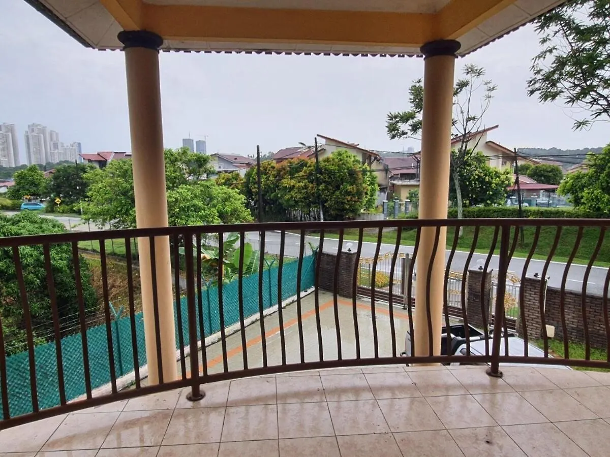 Apartament 2Nd Floor Of A Bunglow House At Nong Chik, Jb Johor Bahru Malezja