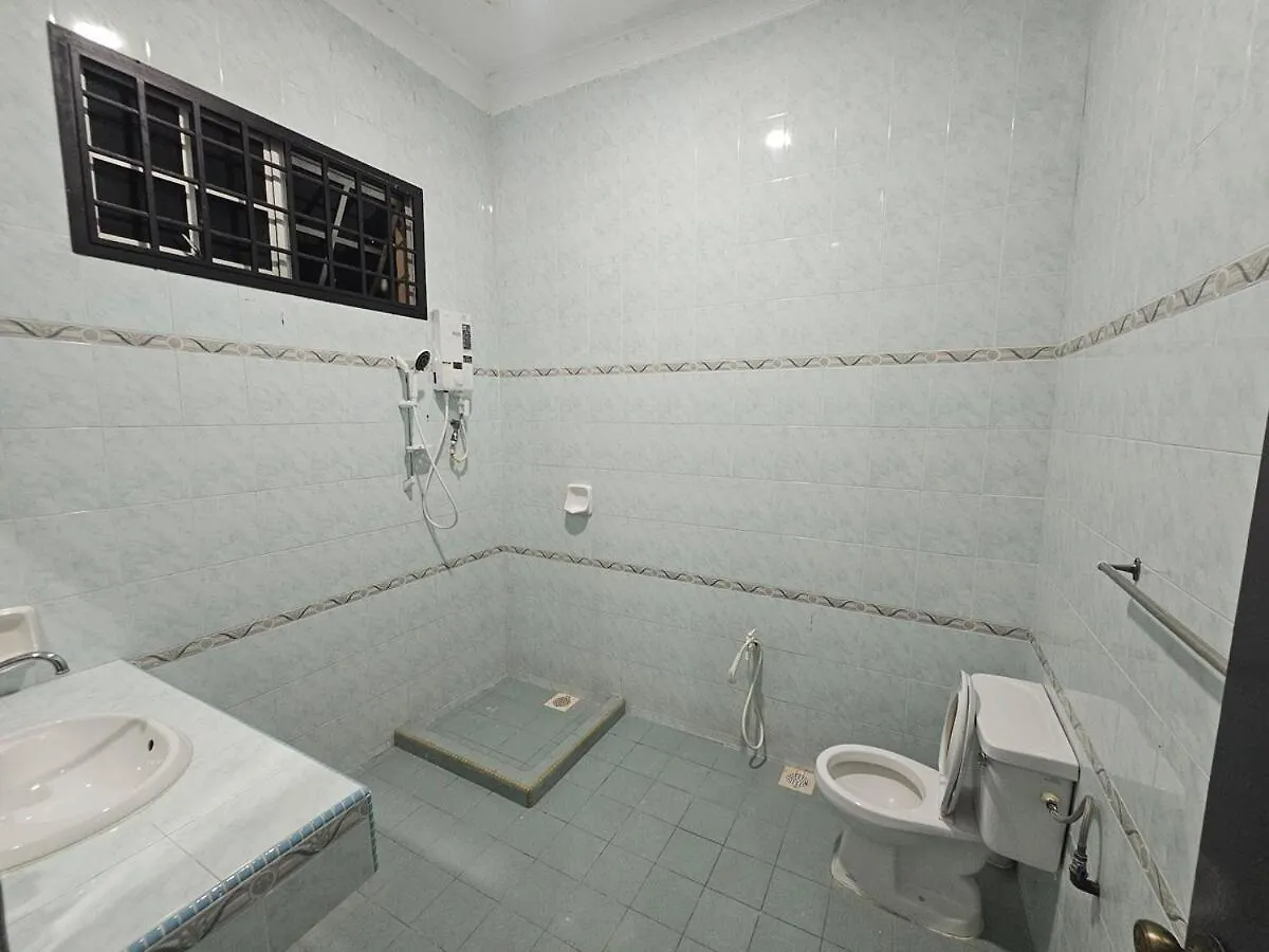 2Nd Floor Of A Bunglow House At Nong Chik, Jb Johor Bahru 0*,  Malaysia